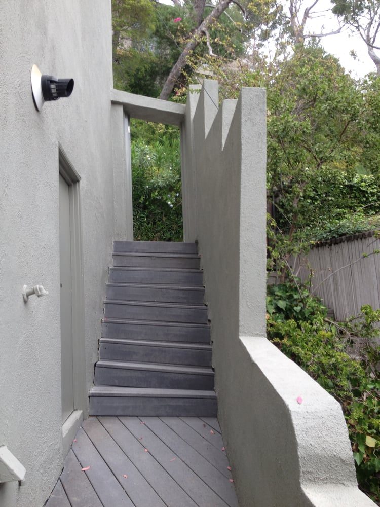 Poured concrete entry stairs
